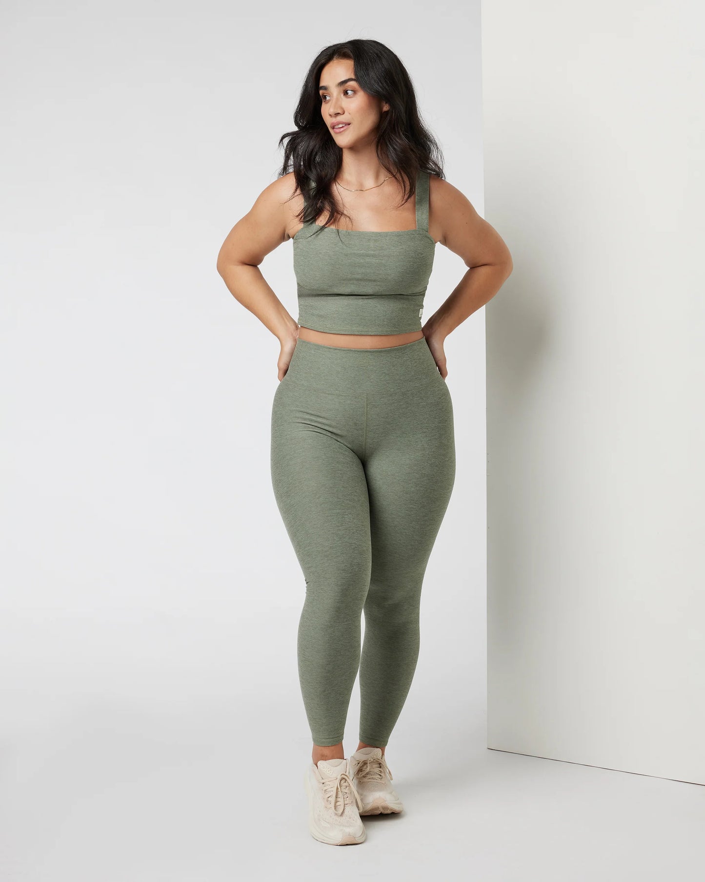 Clean Elevation Legging