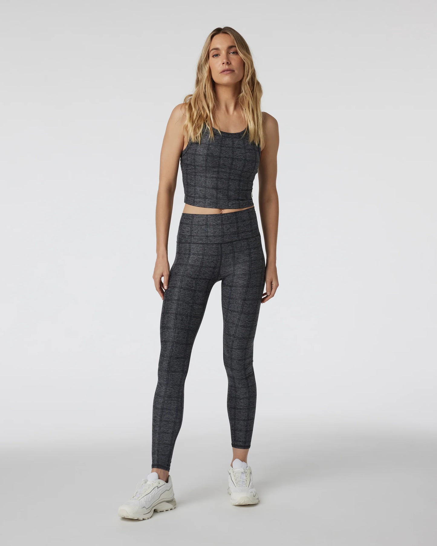 Clean Elevation Legging